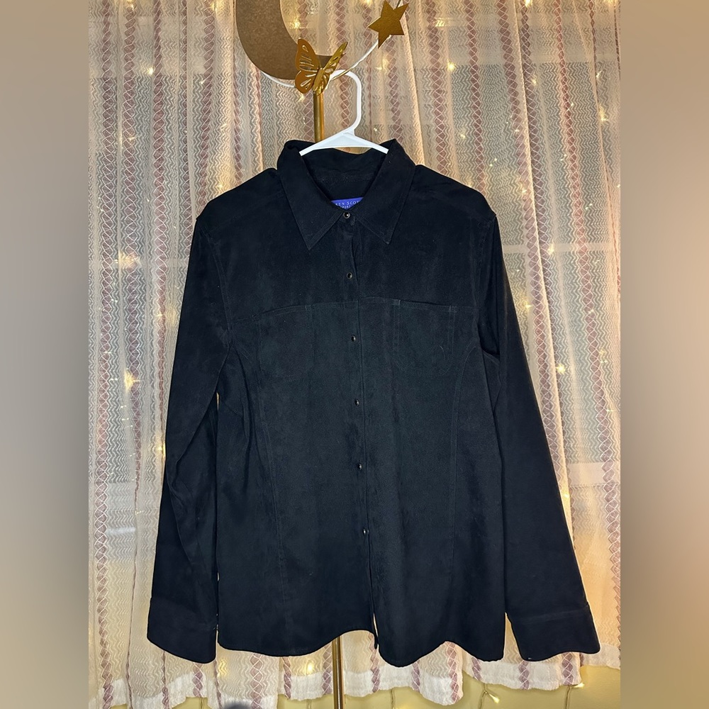 Women long sleeves cord shirt